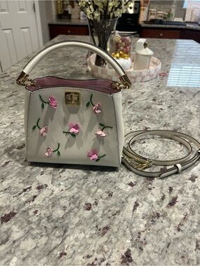 Kate Spade Cream Leather Top Handle / Cross Body Bag w/Pink Leather Flowers